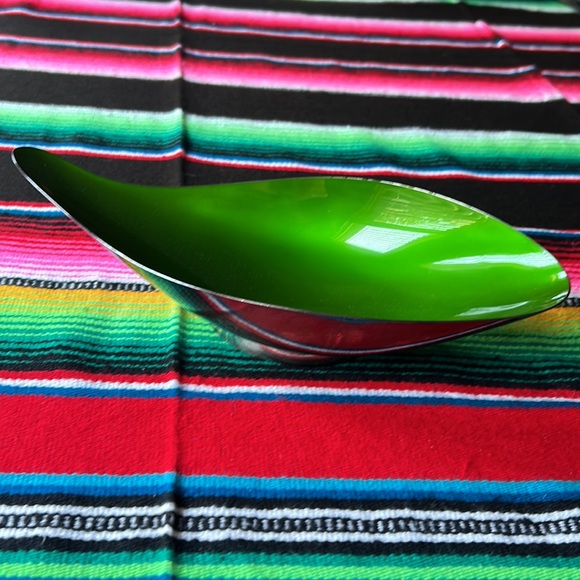 Vintage MCM Reed & Barton Enameled Silverplate Teardrop Dish - Picture 8 of 10